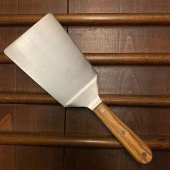 Due Buoi Wide Spatula - Olive Kitchen Tools