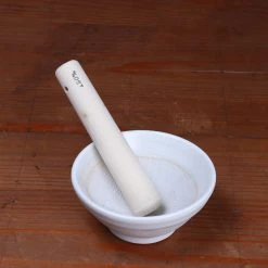 Kagetsu Kitchen Tools Suribachi - White