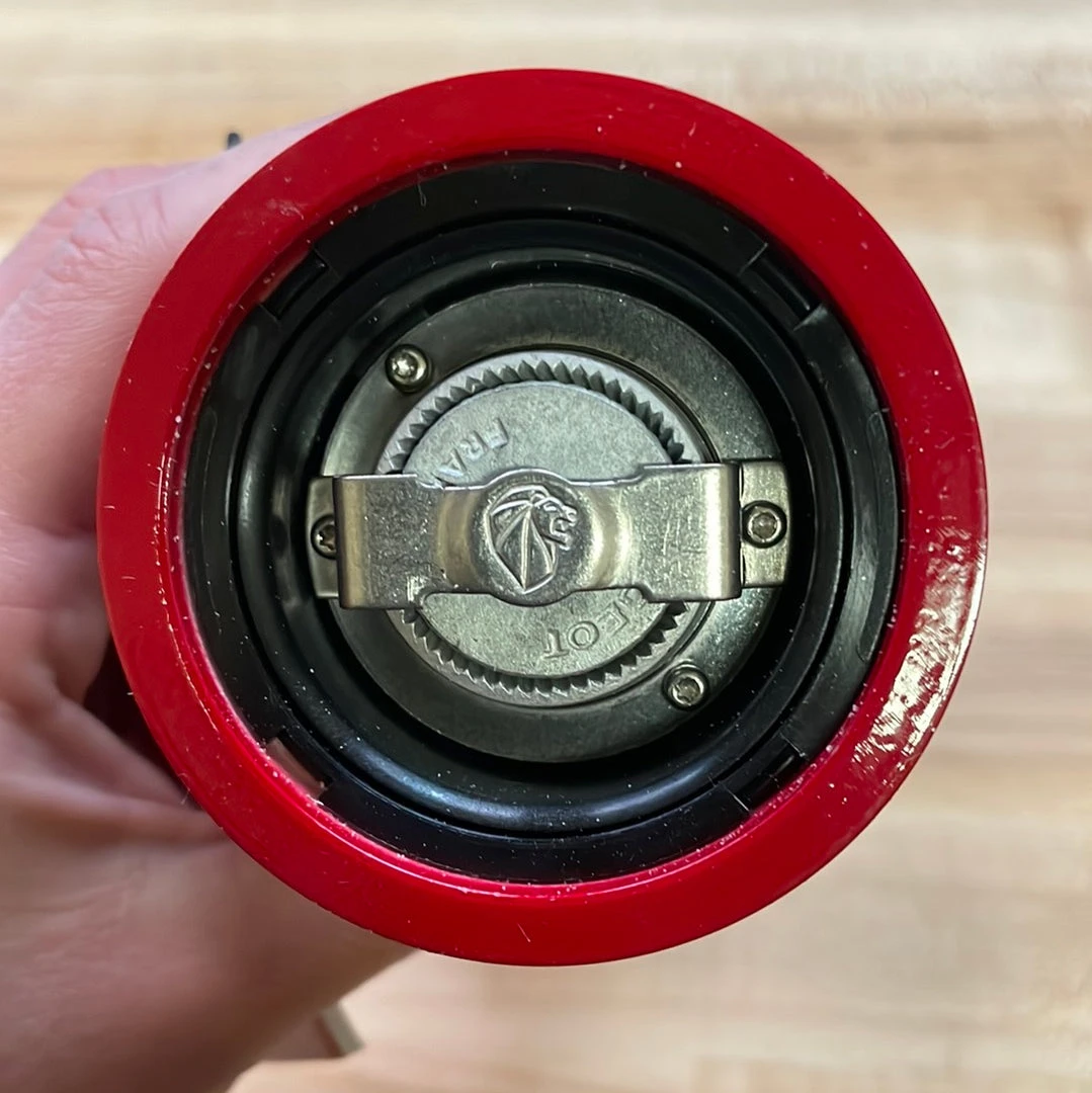 Discount ❤️ Peugeot Classic Paris Pepper Mill Manual Passion Red Gloss Painted Wood 18cm 🎉 5 Peugeot Classic Paris Pepper Mill Manual Passion Red Gloss Painted Wood 18cm