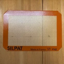 SILPAT™ Quarter Size Baking Mat Kitchen Tools