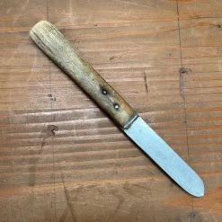 Vintage Used Vintage A J Jordan 3" Clam Knife England Late 19th Early 20th C