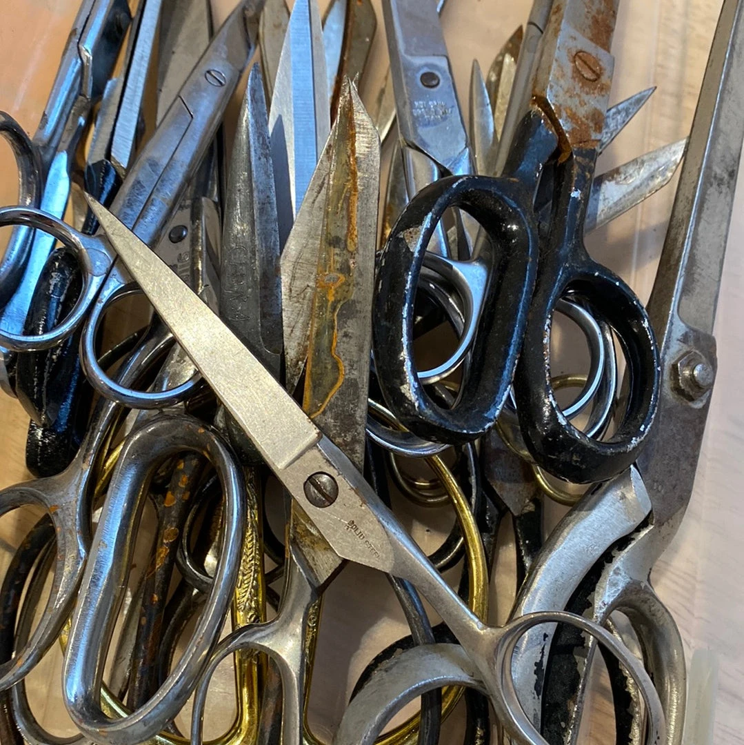 Flash Sale 🎁 Vintage Bargain Bin Craft & Fabric Scissors $1 🛒 3 Vintage Bargain Bin Craft & Fabric Scissors $1