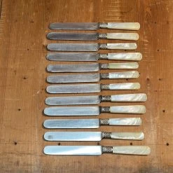 Promo ⌛ Vintage Table | Steak Landers Frary & Clark Set Of 12 Luncheon Knives Silverplate Carbon MOP In Box 😉 15 Vintage Table | Steak Landers Frary & Clark Set Of 12 Luncheon Knives Silverplate Carbon MOP In Box