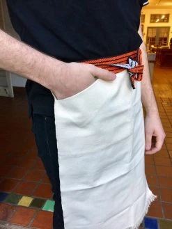 Saikai Homaekake Apron W/Pocket - White Kitchen Tools